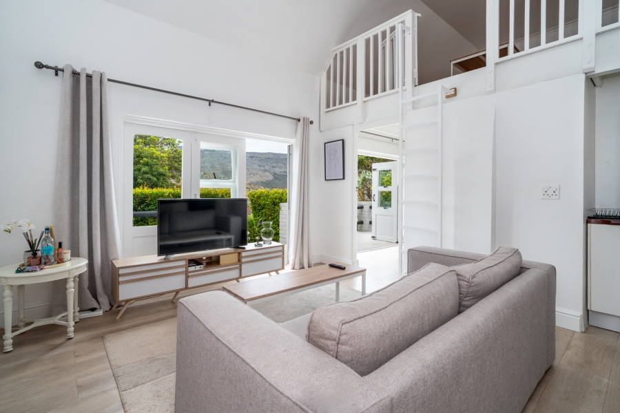 To Let 1 Bedroom Property for Rent in Fish Hoek Western Cape